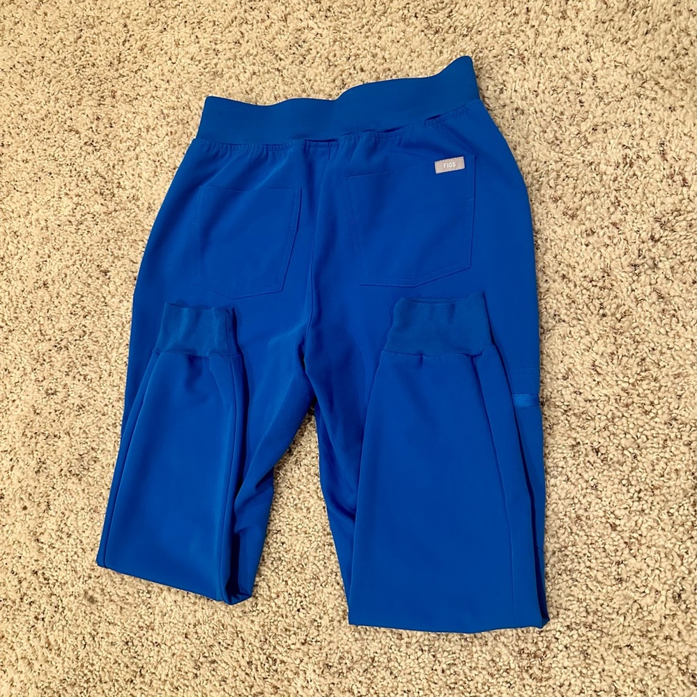 FIGS High Waisted Zamora Joggers - Picture 8 of 8